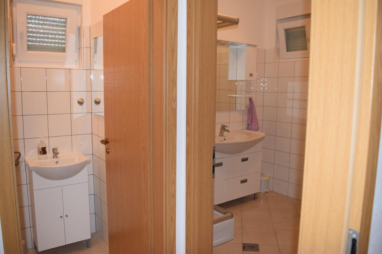 Apartman Julka Sukošan Exteriér fotografie